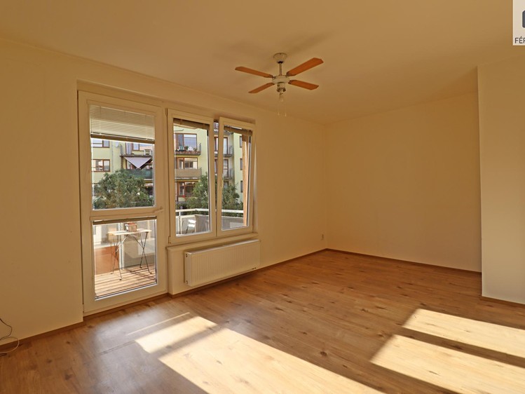 Prodej bytu 1+kk, 65 m² (25 z 28)
