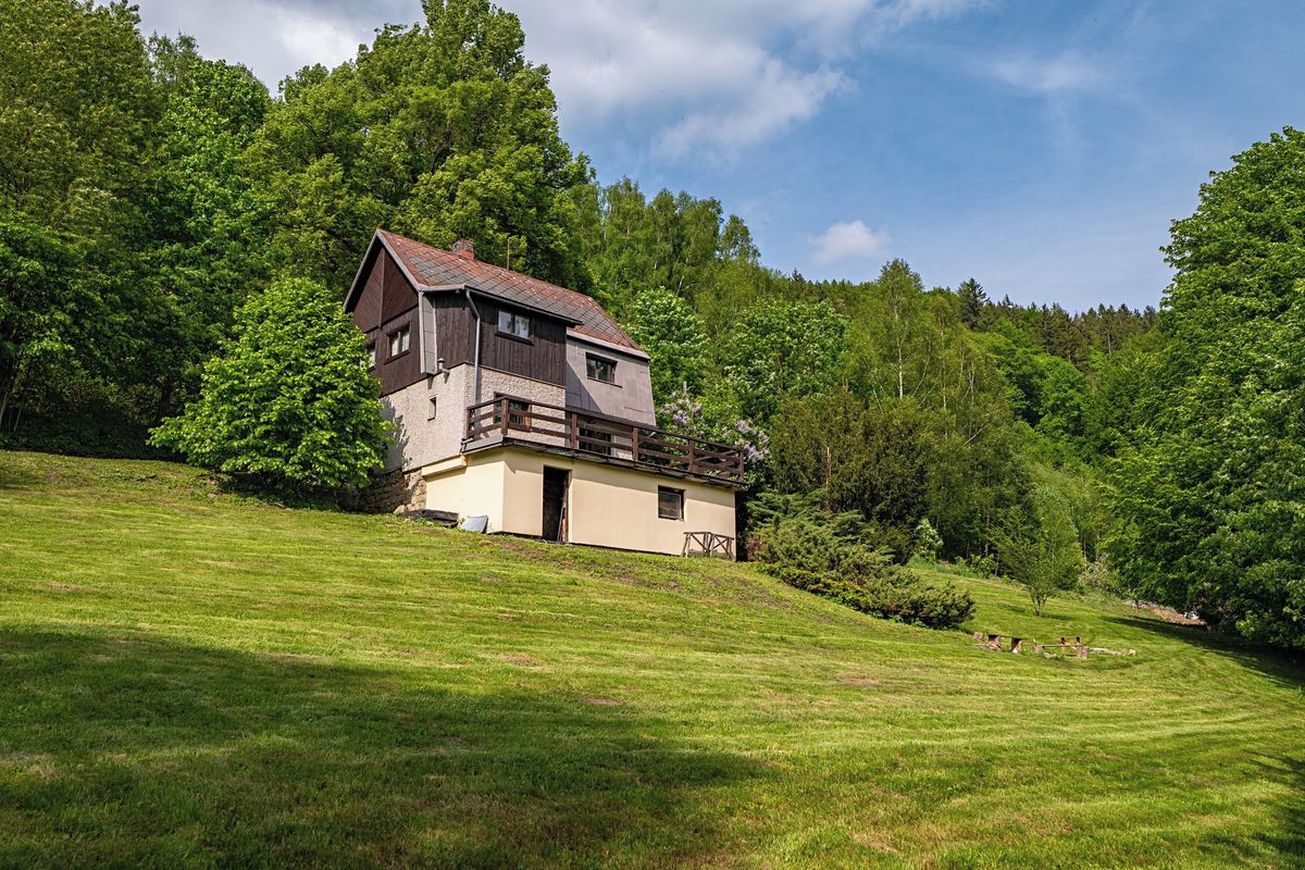 Prodej rodinného domu 80 m², pozemek 2200 m² – fotografie 2