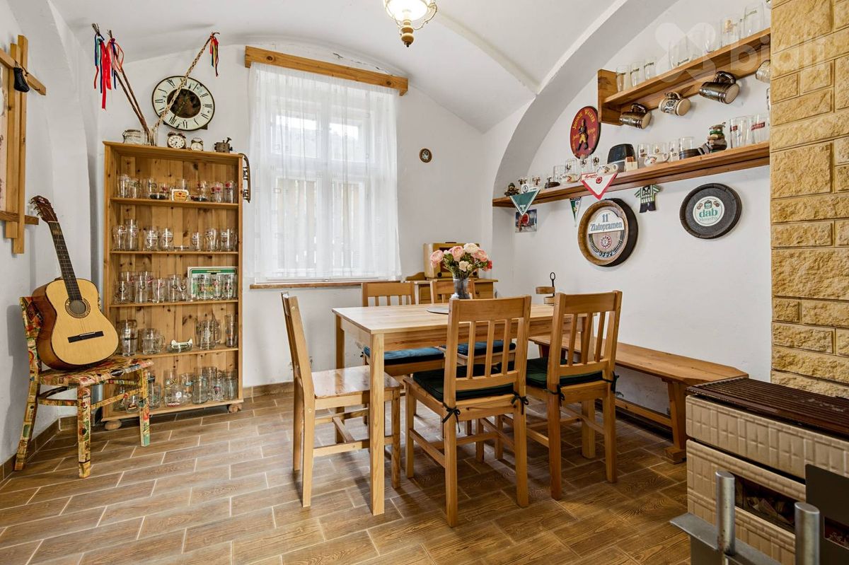 Prodej rodinného domu 100 m², pozemek 862 m² – fotografie 5
