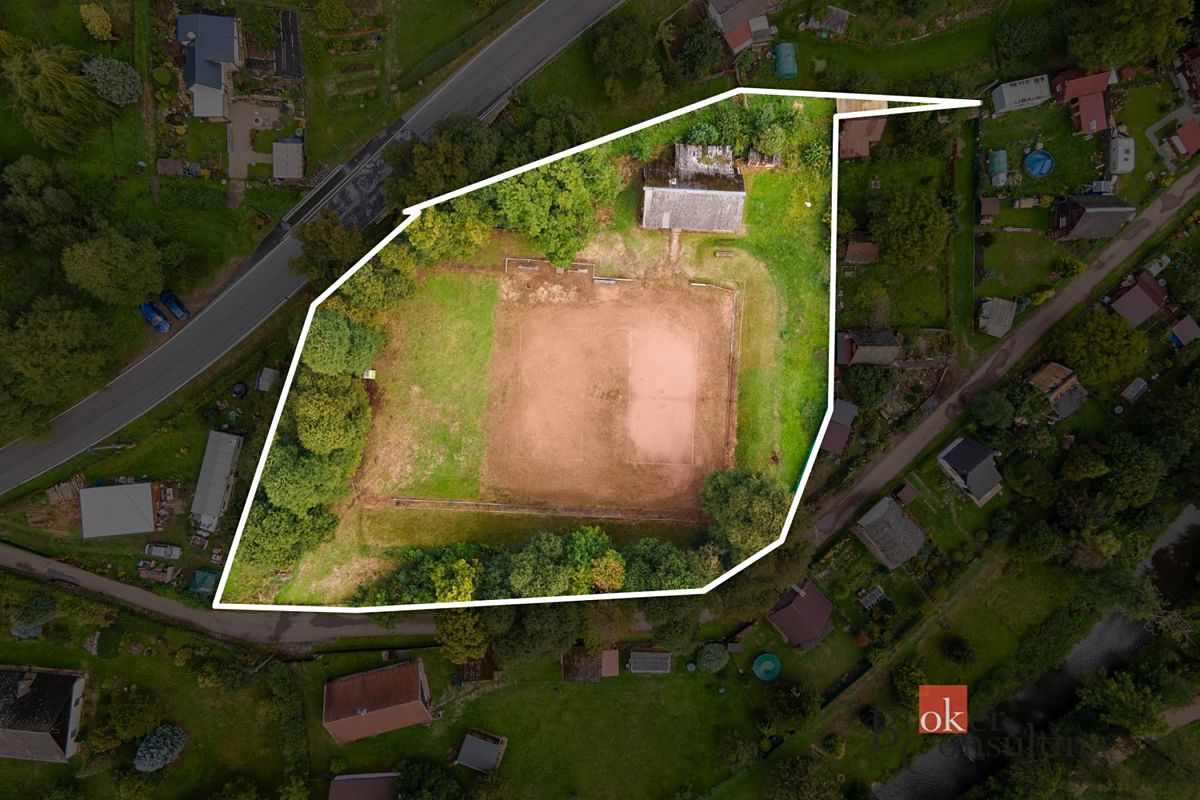 Prodej stavebního pozemku 4083 m²