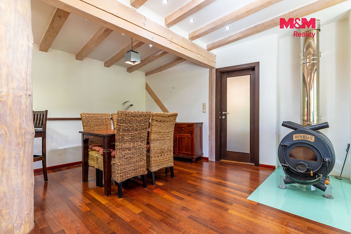 Prodej rodinného domu 102 m², pozemek 1916 m² – fotografie 3