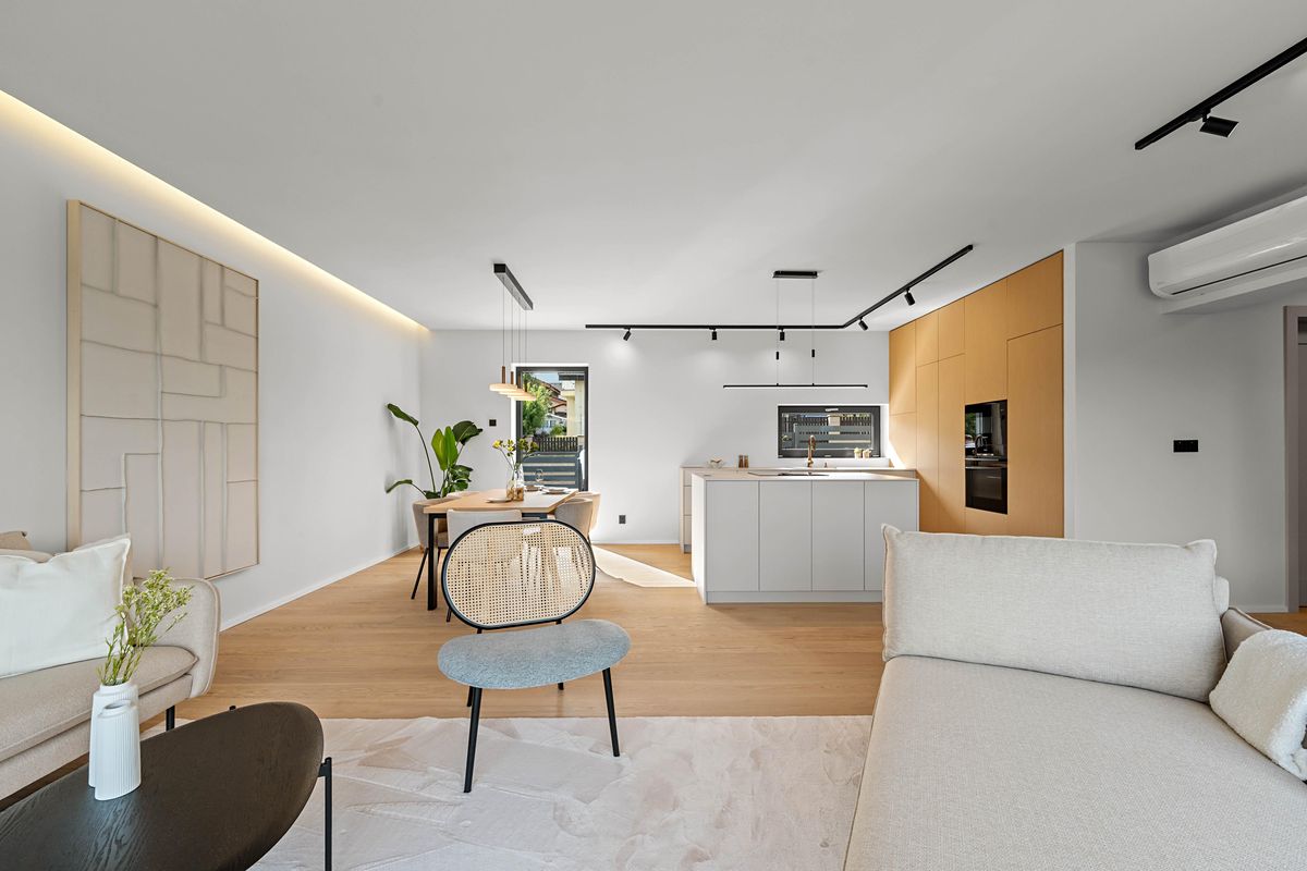 Prodej rodinného domu 197 m², pozemek 819 m² – fotografie 5