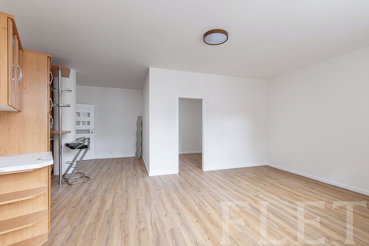 Pronájem bytu 2+kk 52 m² – fotografie 5