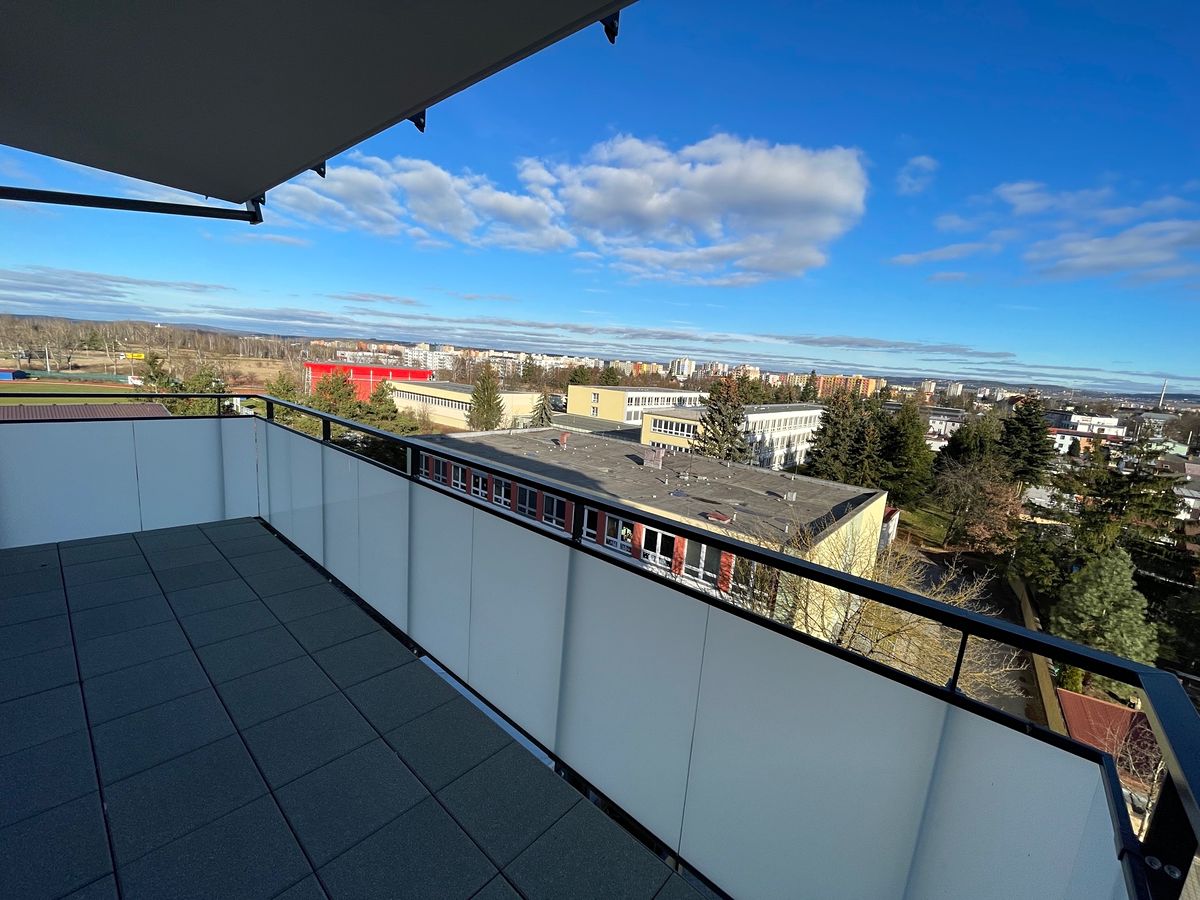 Pronájem bytu 1+kk 41 m² – fotografie 2