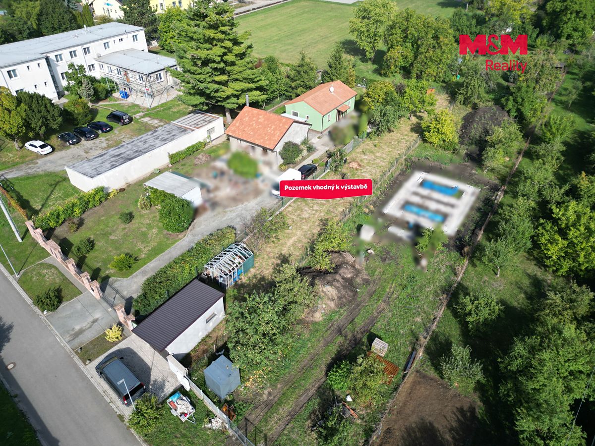 Prodej stavebního pozemku 647 m² – fotografie 4