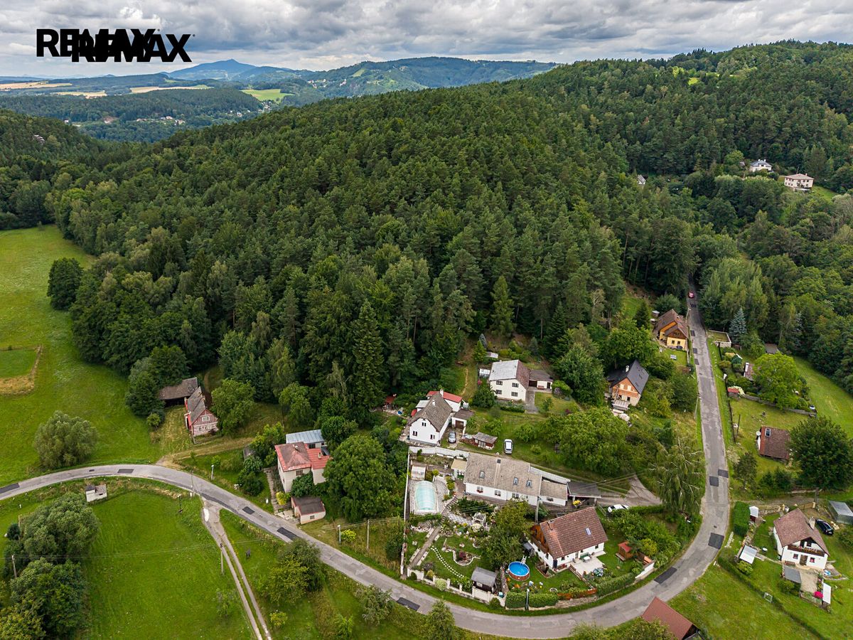 Prodej rodinného domu 159 m², pozemek 1000 m² – fotografie 2