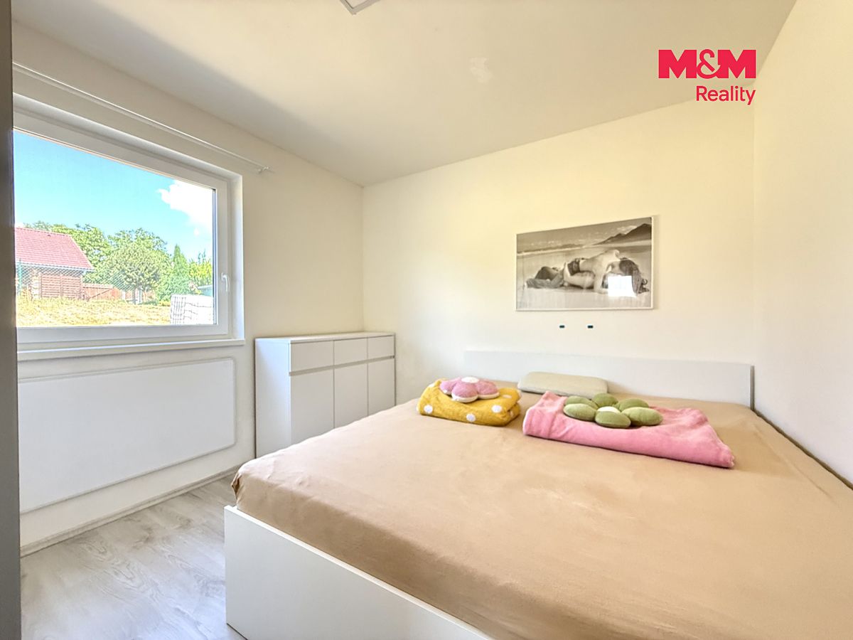 Prodej rodinného domu 70 m², pozemek 882 m² – fotografie 5