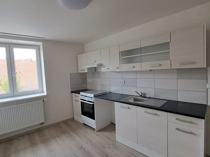 Pronájem bytu 3+kk 60 m², Bystřice nad Pernštejnem – náhled fotky 2