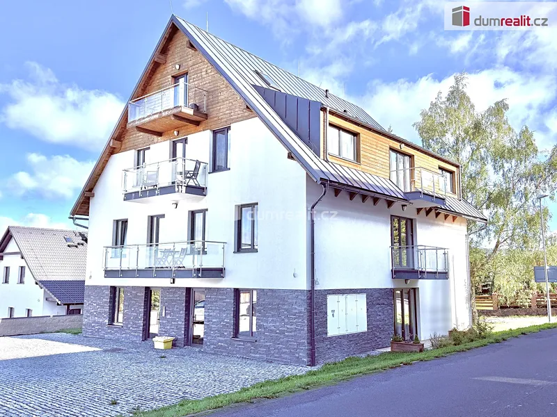byt 3+KK, 60 m2+balkon, Plešivec-Abertamy