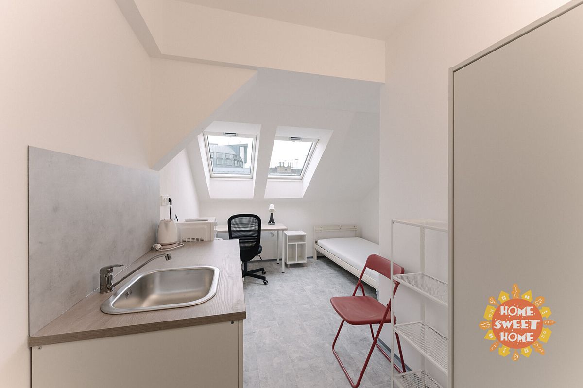Pronájem bytu pokoje 12 m²