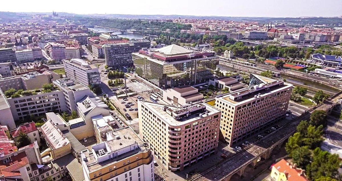 Pronájem kanceláře 160 m² – fotografie 3