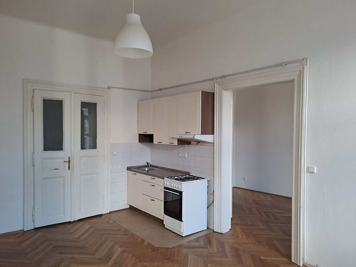 Pronájem bytu 1+1 48 m² – fotografie 2