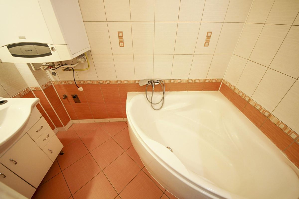Pronájem bytu 3+kk 64 m² – fotografie 2