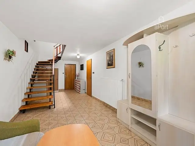 Prodej rodinného domu 238 m², pozemek 203 m², Třebíč – náhled fotky 2