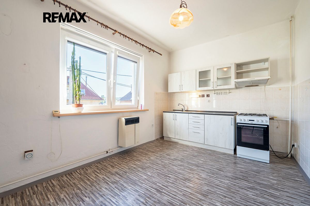 Prodej rodinného domu 110 m², pozemek 429 m² – fotografie 3