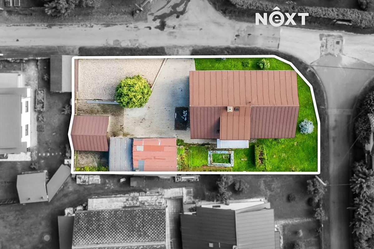 Prodej rodinného domu 250 m², pozemek 763 m² – fotografie 3