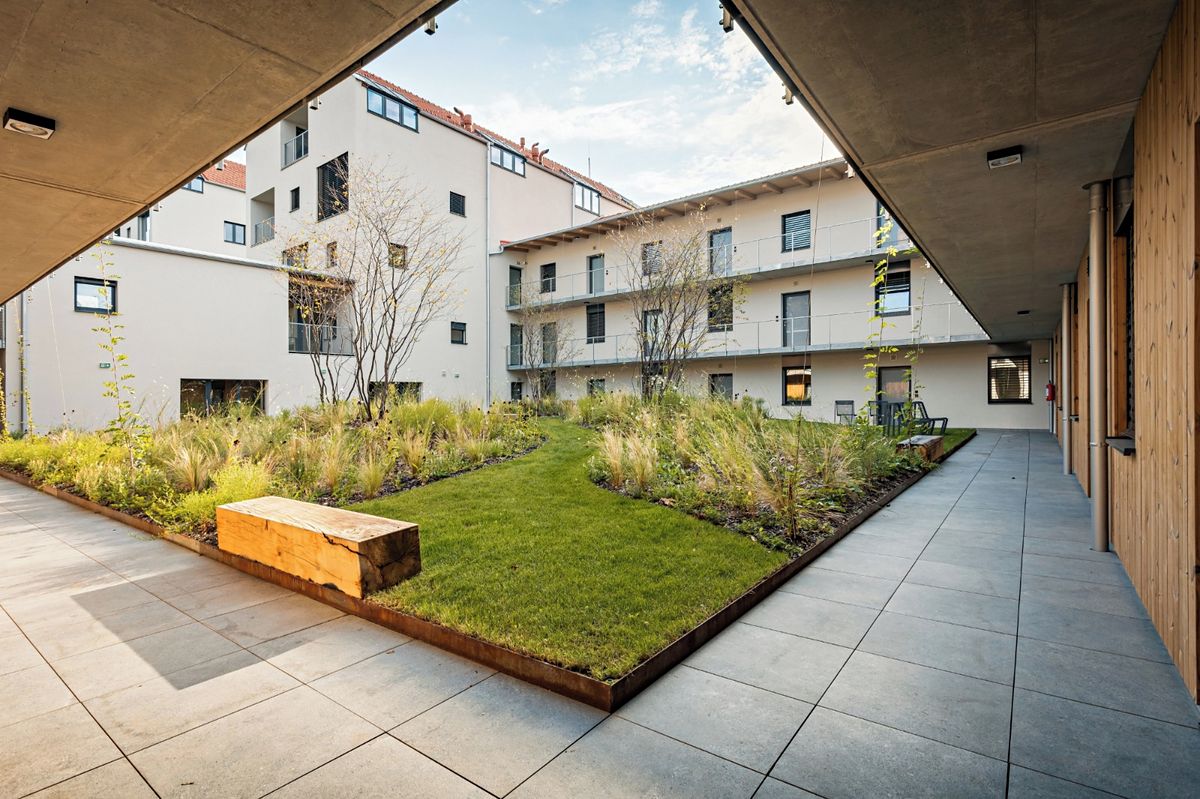 Pronájem bytu 1+kk 30 m²