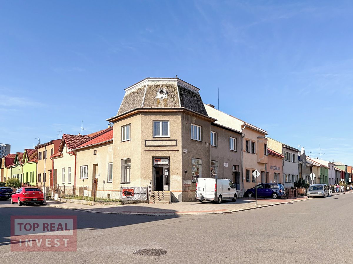 Prodej rodinného domu 225 m², pozemek 308 m²