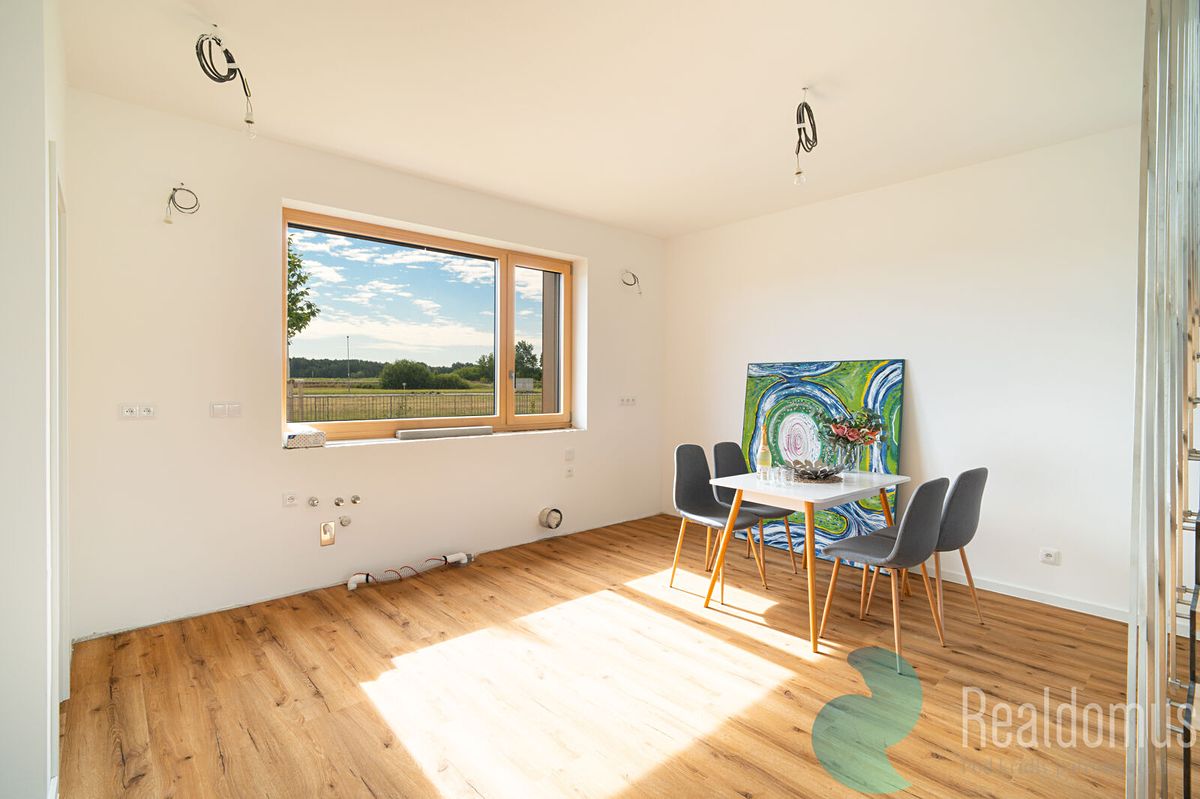 Prodej rodinného domu 138 m², pozemek 805 m² – fotografie 5