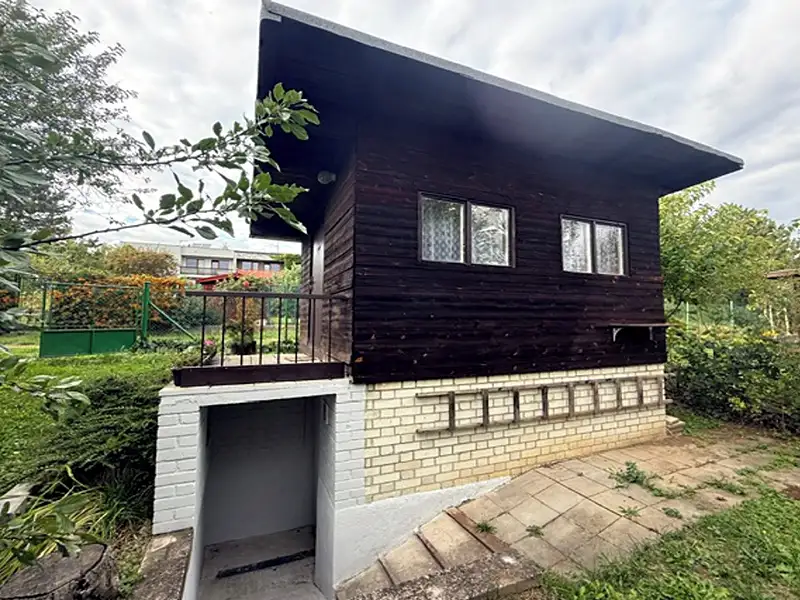 Prodej zahrady 295 m², Praha – náhled fotky 2