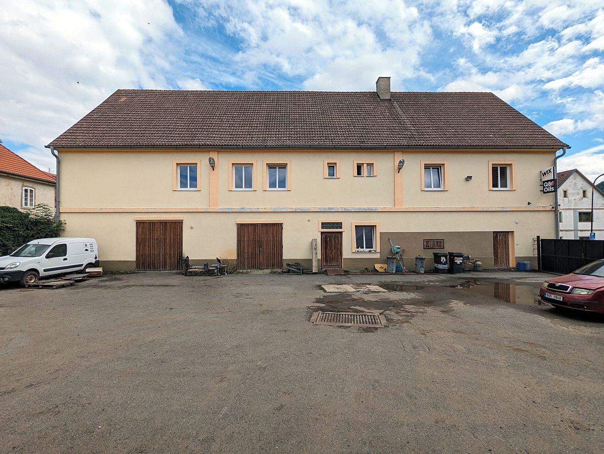 Prodej výrobní haly, prostoru 900 m² – fotografie 5