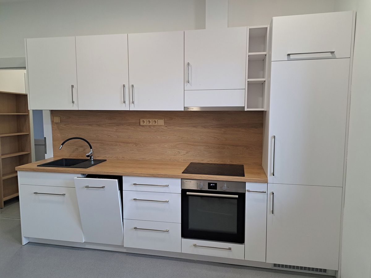Pronájem bytu 2+1 72 m² – fotografie 2