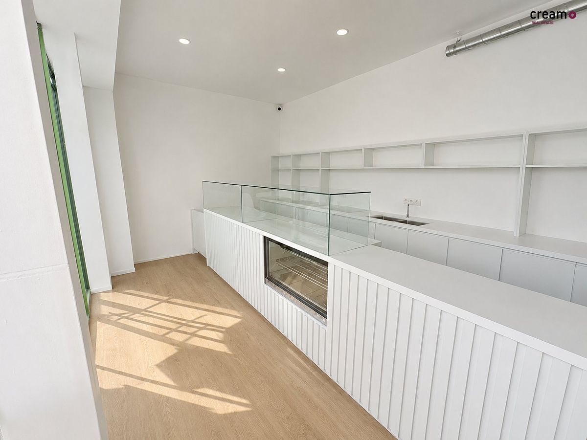 Pronájem obchodního prostoru 30 m² – fotografie 2
