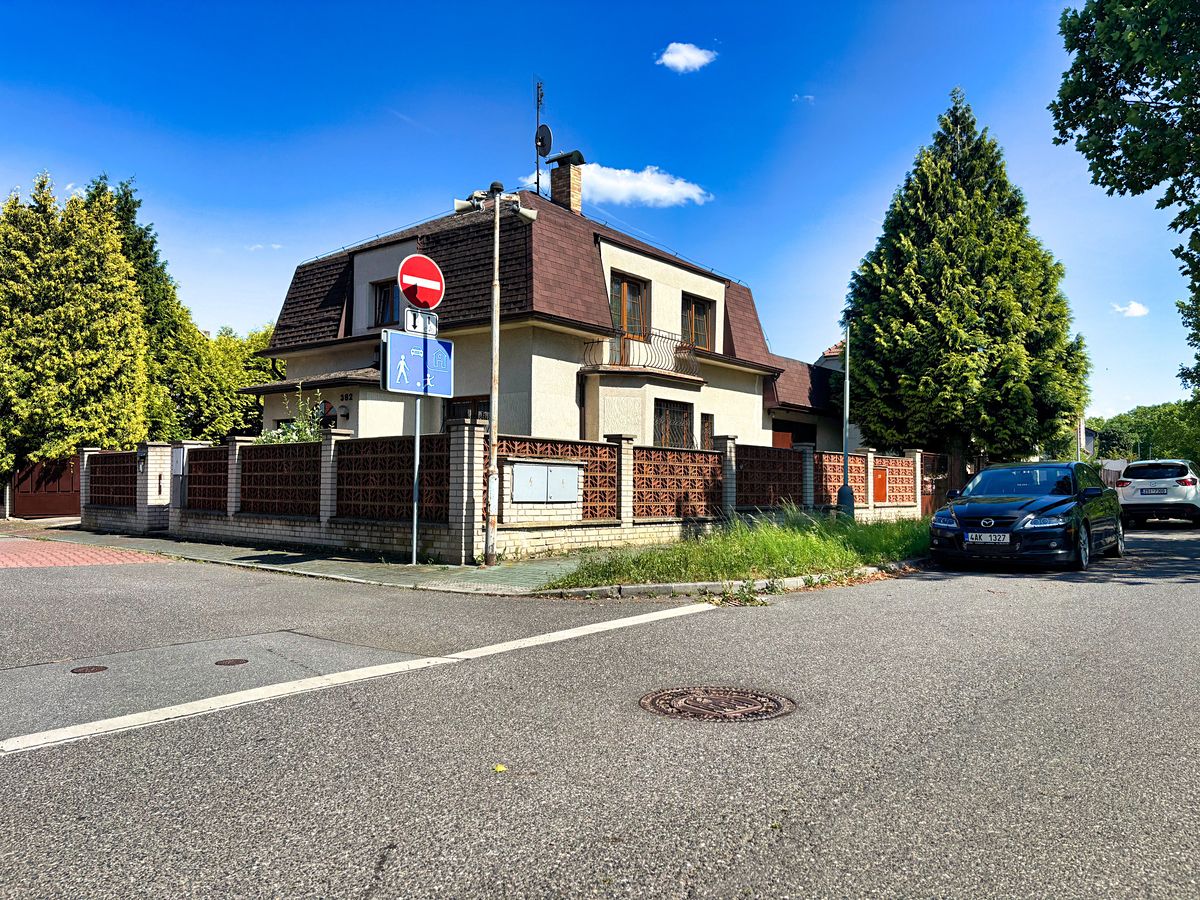 Prodej rodinného domu 184 m², pozemek 505 m²