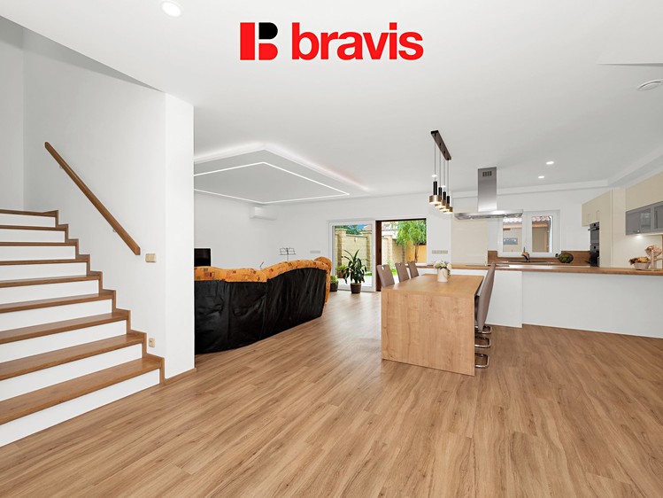 Prodej domu, 262 m² (5 z 24)