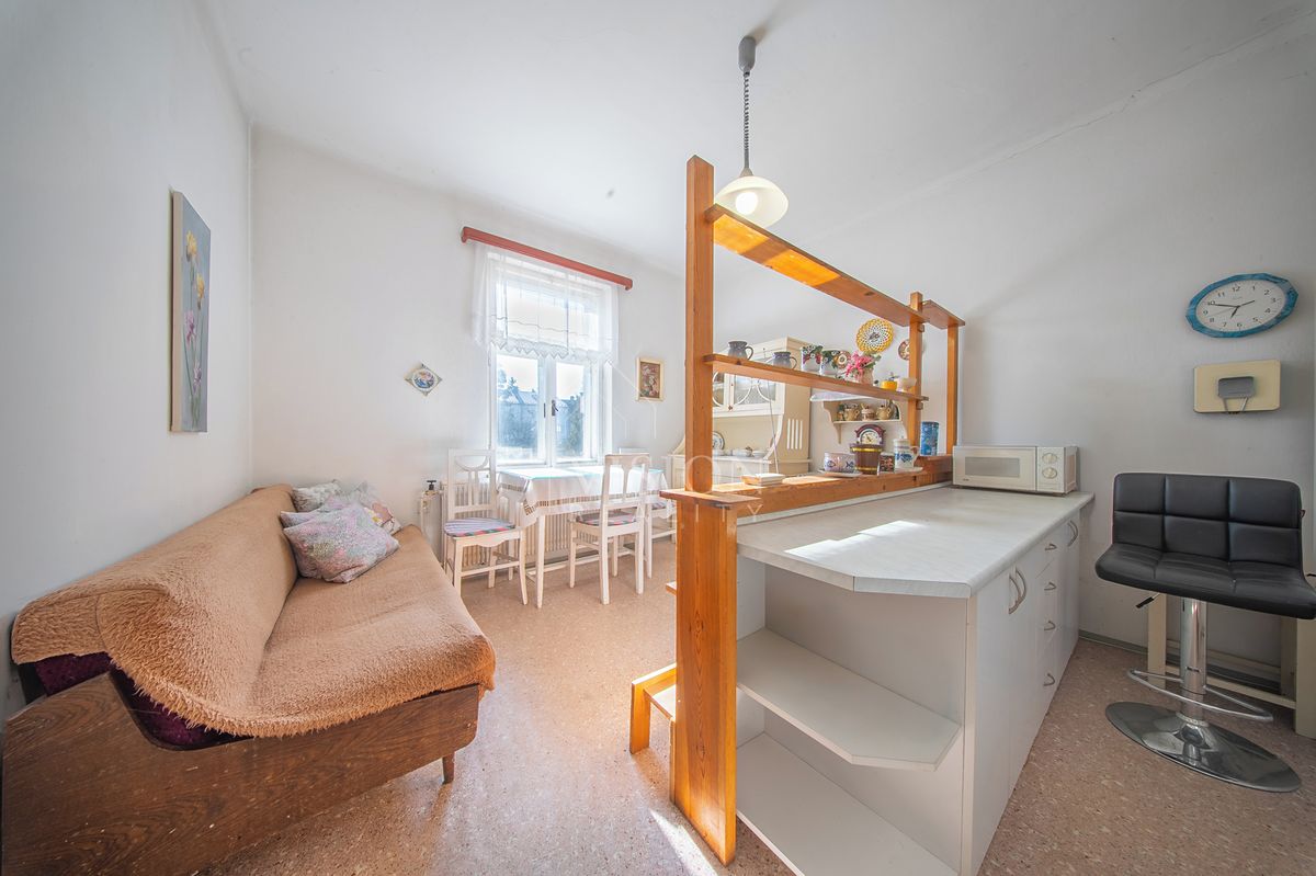 Prodej rodinného domu 117 m², pozemek 1348 m² – fotografie 5