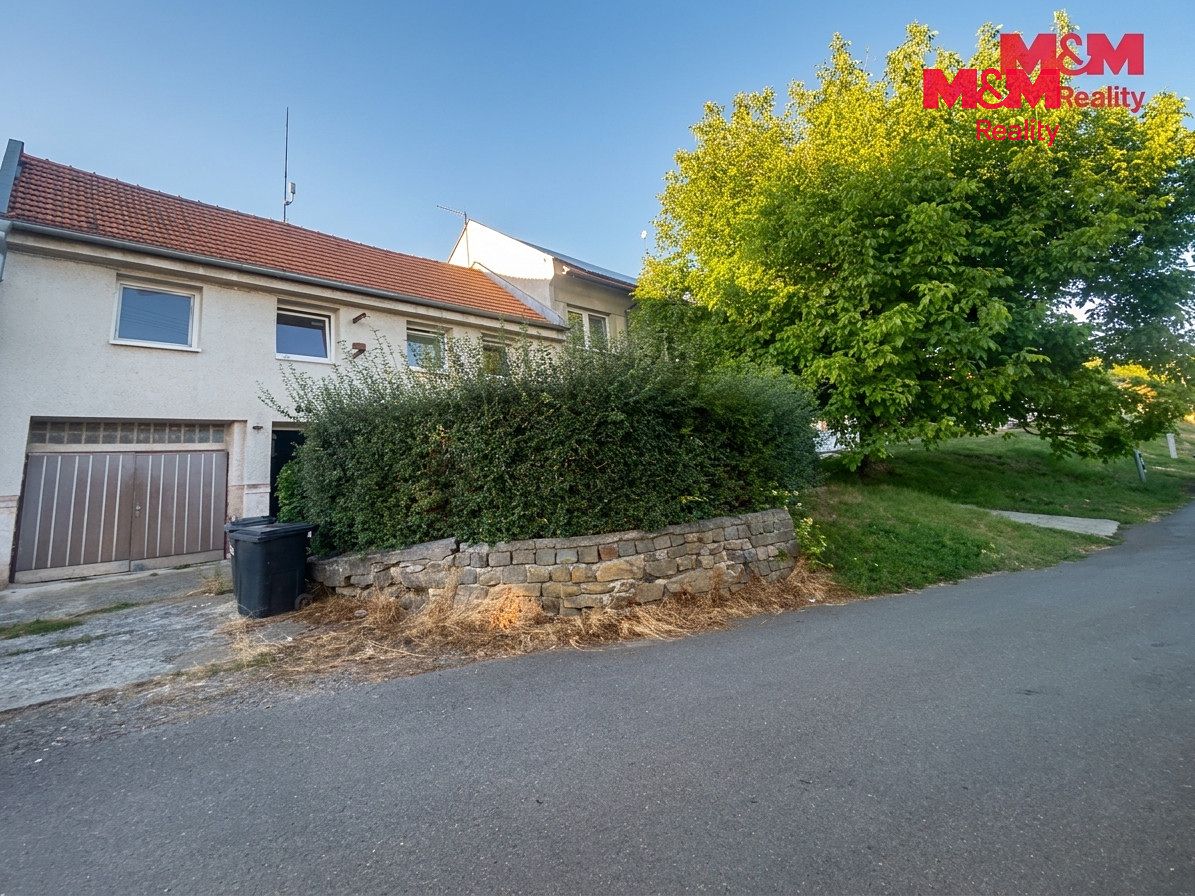 Prodej rodinného domu 150 m², pozemek 529 m² – fotografie 2