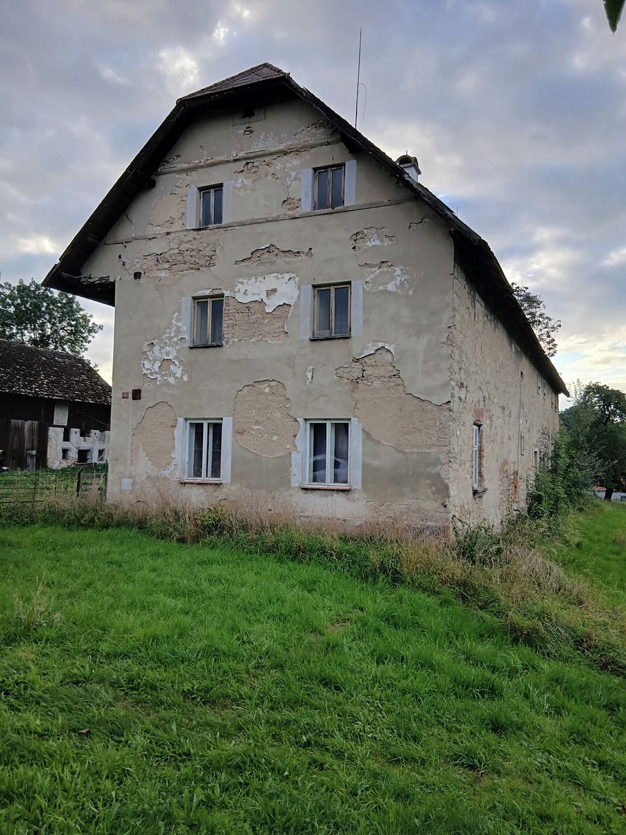 Prodej zemědělské usedlosti 200 m², pozemek 1638 m²