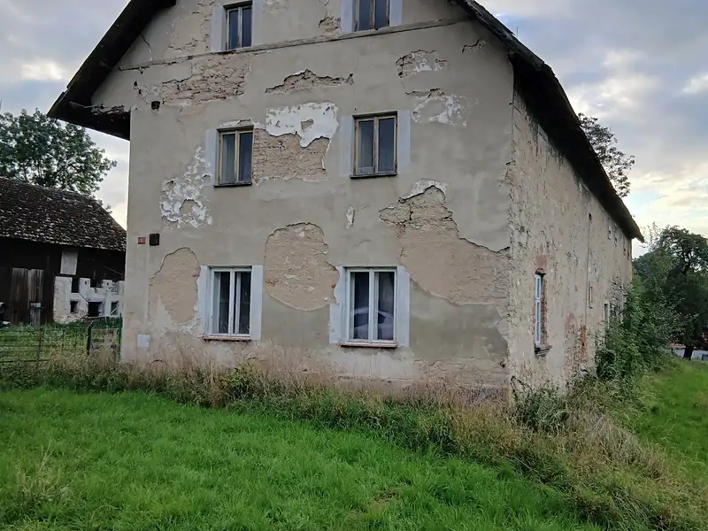 Prodej zemědělské usedlosti 200 m², pozemek 1638 m², Sezemice, okres Mladá Boleslav