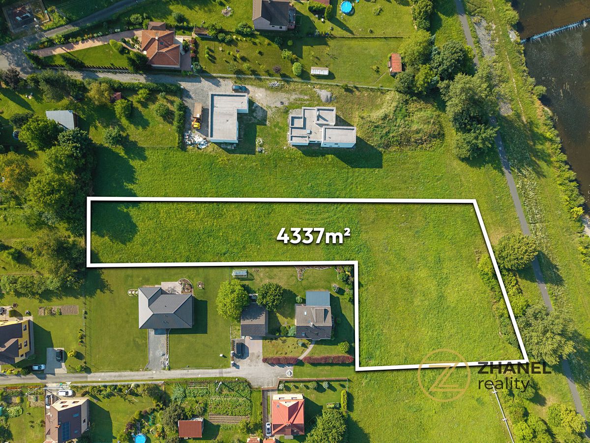 Prodej stavebního pozemku 4491 m²