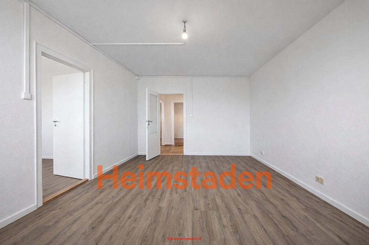 Pronájem bytu 3+1 68 m² – fotografie 3