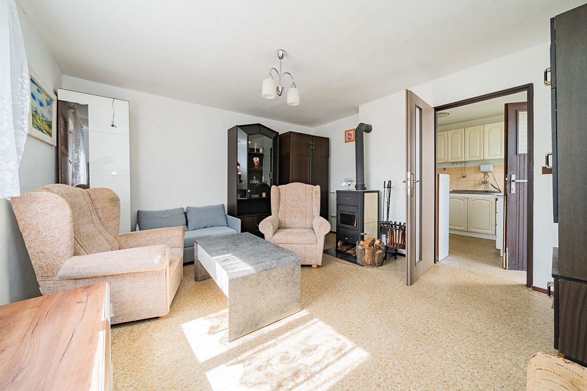 Prodej rodinného domu 80 m², pozemek 971 m² – fotografie 5