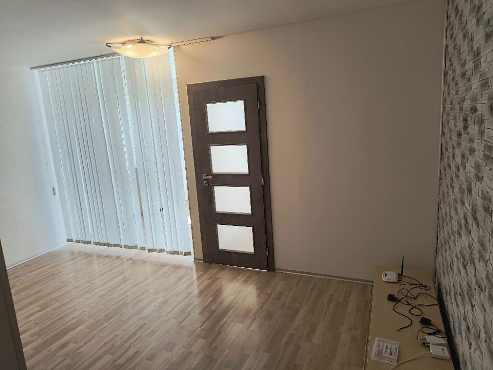 Pronájem bytu 2+kk 49 m² – fotografie 3