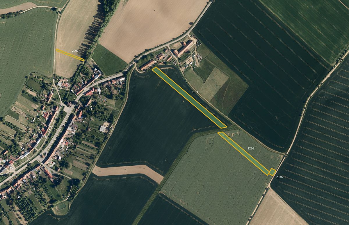 Prodej pole 13193 m²