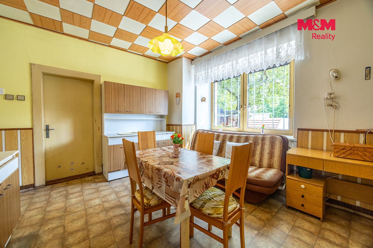 Prodej rodinného domu 93 m², pozemek 709 m² – fotografie 5