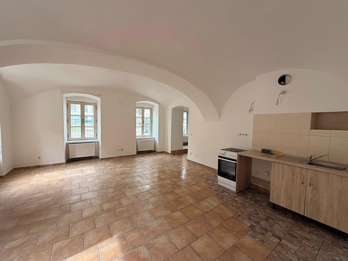 Pronájem bytu 3+kk 100 m² – fotografie 2