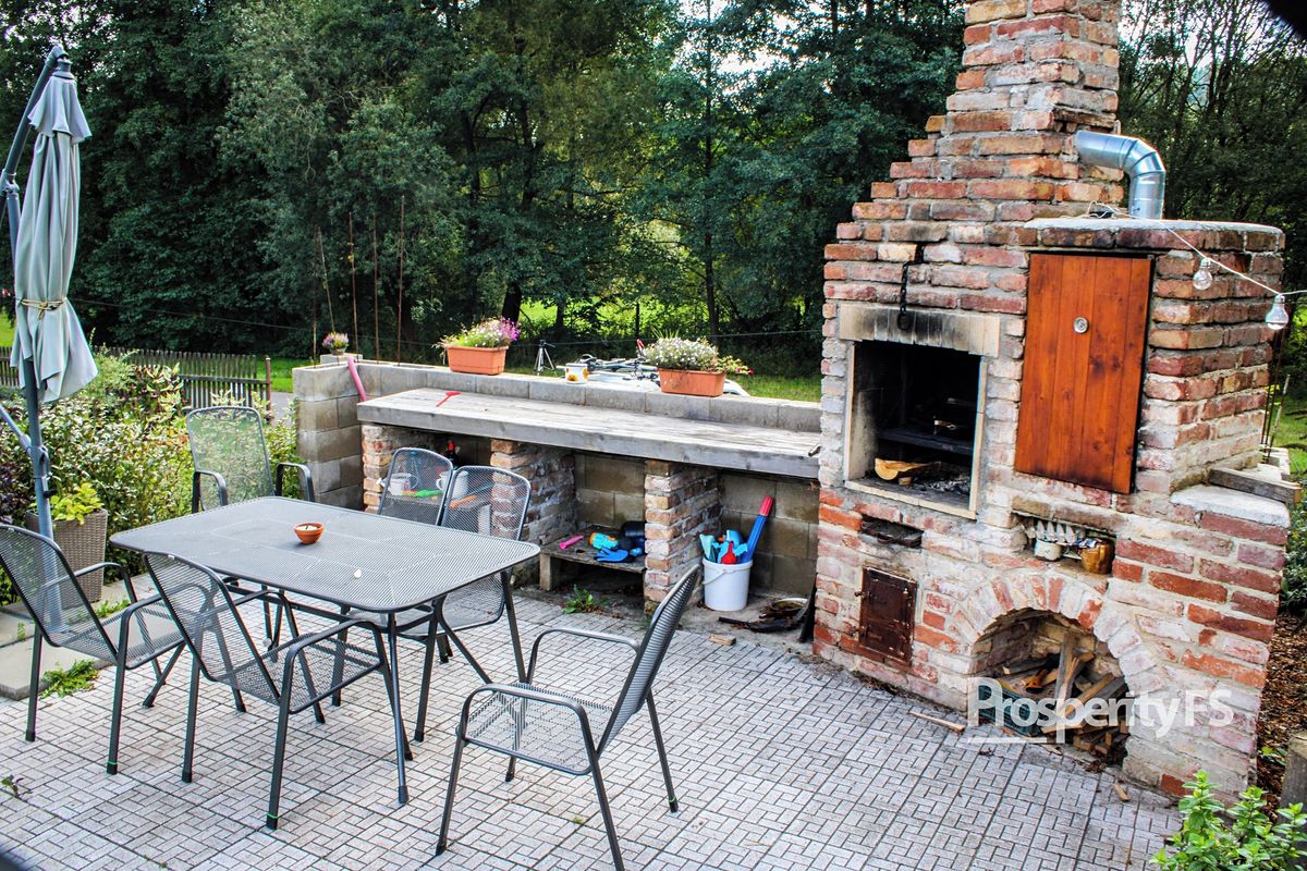 Prodej rodinného domu 206 m², pozemek 1159 m² – fotografie 4