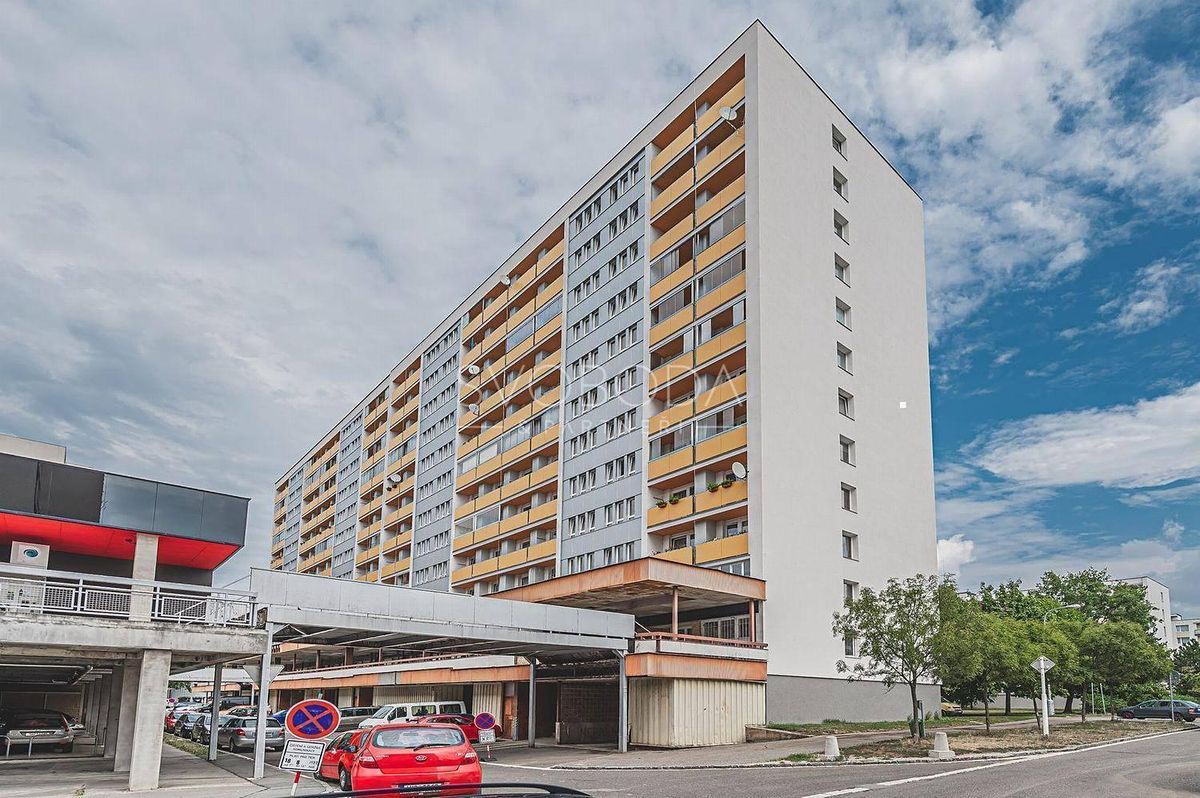 Prodej bytu 1+kk 31 m² – fotografie 2