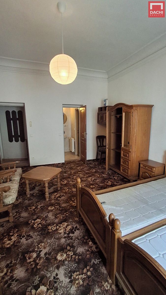Pronájem bytu pokoje 23 m² – fotografie 2