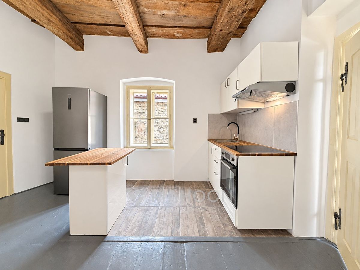 Pronájem bytu 2+kk 48 m² – fotografie 4