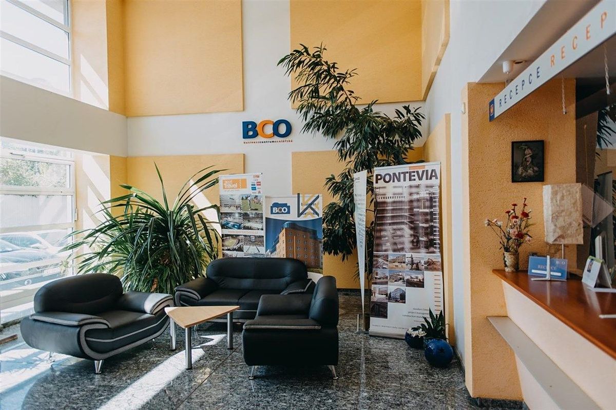 Pronájem kanceláře 24 m² – fotografie 2