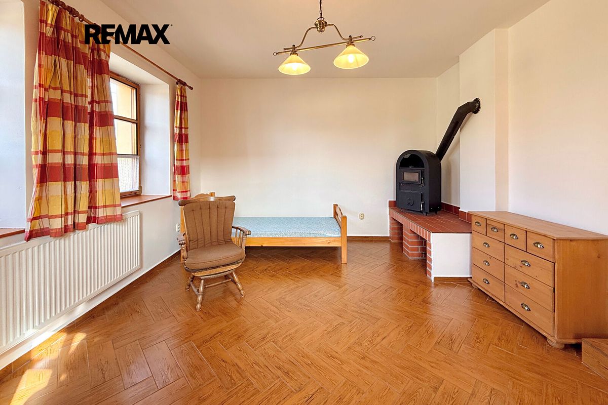 Pronájem bytu 3+1 85 m² – fotografie 5
