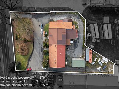 Prodej komerčního pozemku 4376 m²