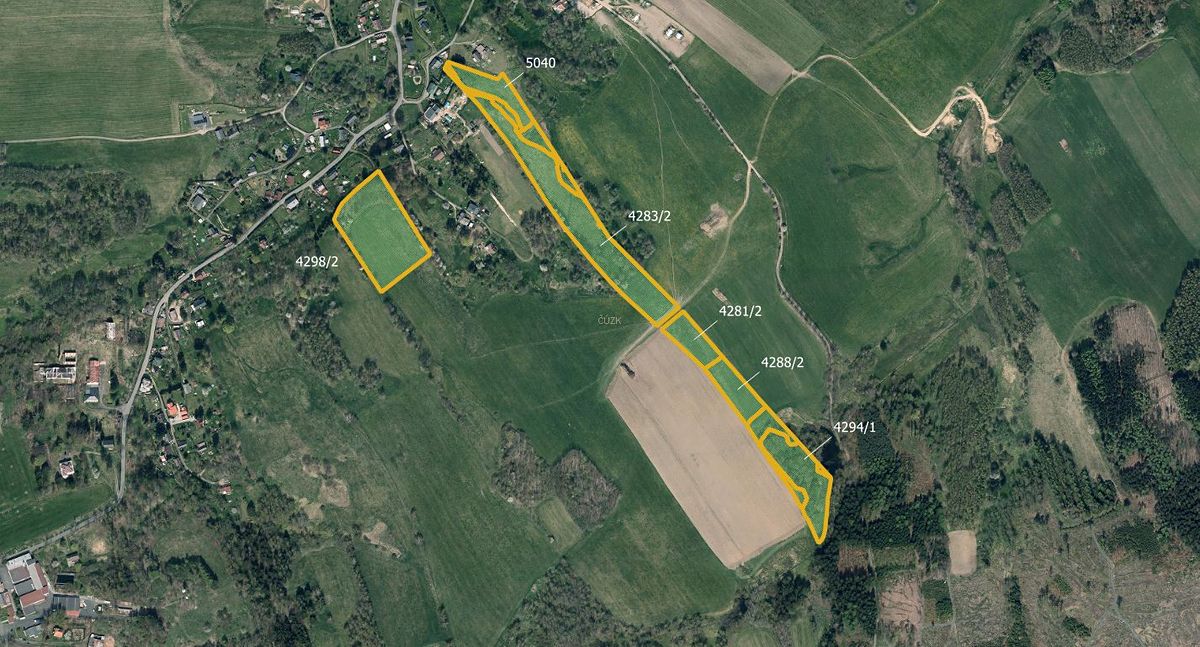 Prodej louky 50106 m², Staré Křečany – fotka 1 z 3