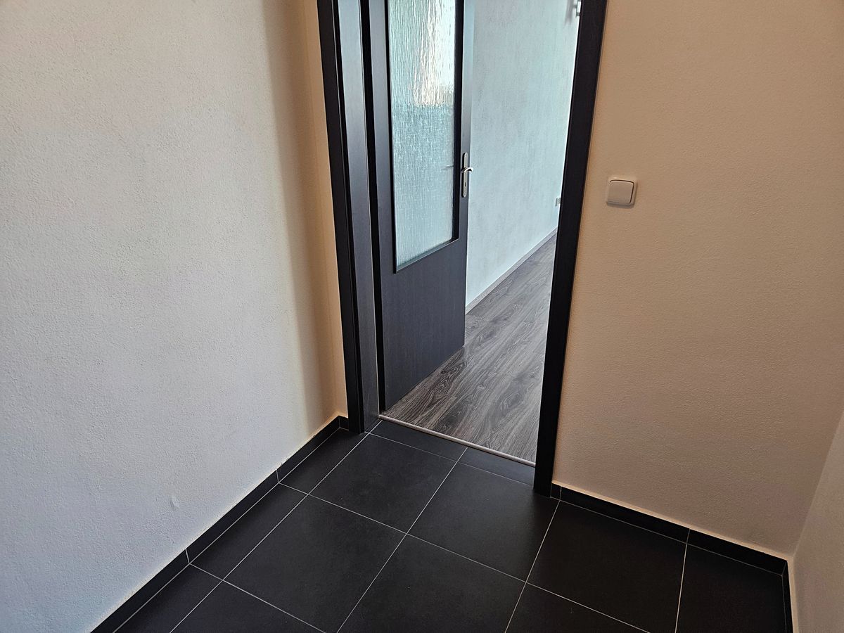 Pronájem bytu 1+kk 36 m² – fotografie 5