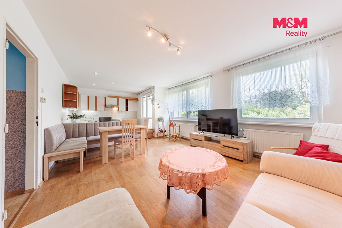Prodej rodinného domu 94 m², pozemek 395 m² – fotografie 3
